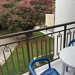 Aparthotel Amalia 2*