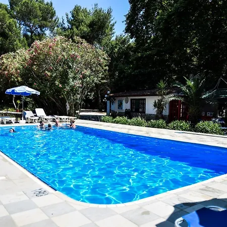 Amalia Hotel apartamentowy Koukounaries