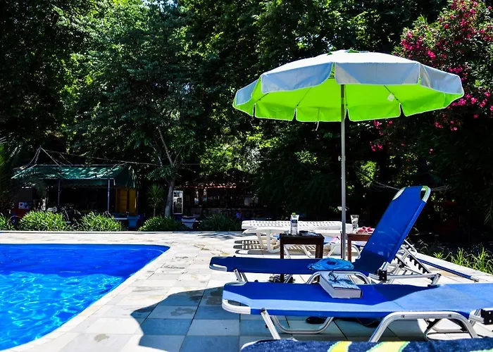 Amalia شقة فندقية 2*