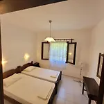 Amalia Aparthotel 2*
